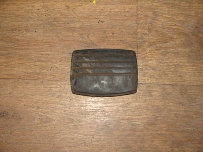 Резиновый элемент защита педали тормоза автоматическая коробка передач land rover discovery 2 ii фото №1