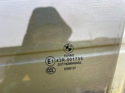 Bmw f20 скло ліва перед фото №1