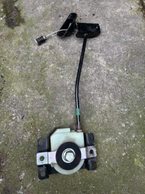 Lexus rx ii подъемник механизм колеса запасного фото №1