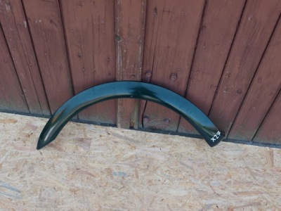 Toyota yaris verso молдинг na крыло левый задняя x27 фото №1