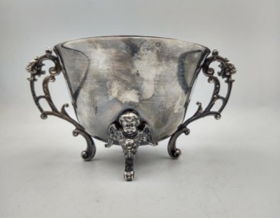 Cukiernica srebrzona, HEFRA AMORY