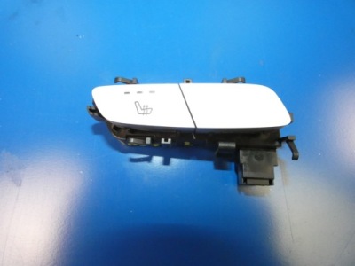 C w205 кнопка подогрев сиденье левый перед фото №1