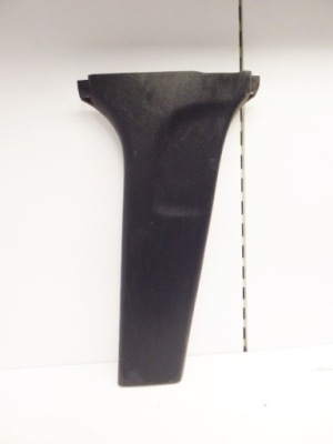 Corolla e12 защита стойка среднего правая kombi фото №1