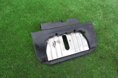 Защита замка багажника mercedes w211 kombi фото №1