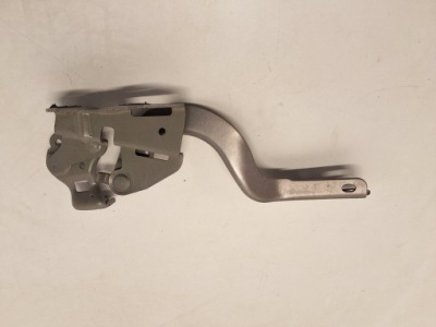 Toyota auris ii петля капот левый цвет 4v8 фото №1