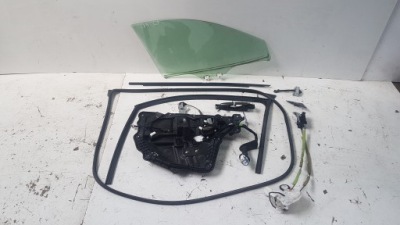 Молдинг ущільнювач перед задня права ліва mazda cx5 фото №1