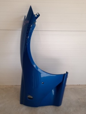 Ferrari 812 superfast крила правий передній фото №1