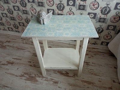 MALOWANY STOLIK Z PÓŁKĄ, SHABBY CHIC