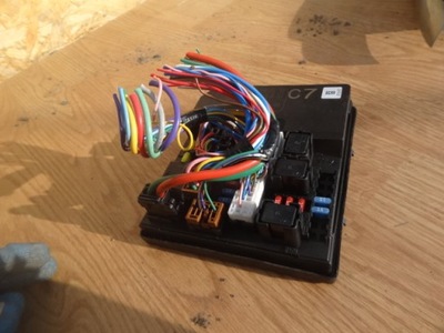 Nissan juke 2011 1,5 dci модуль bsi 284b71kb0b org фото №1