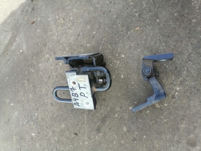 Петля a4 b7 дверь правый задняя фото №1