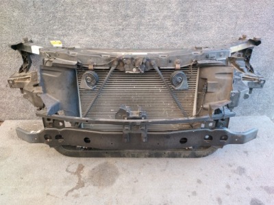 Jeep grand cherokee wk2 передний pas радиатор 6,4 srt фото №1