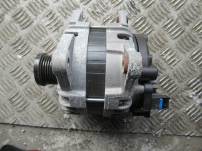 Dacia duster ii рестайлінг  23 r. 1.3 tce генератор 231007518r фото №1