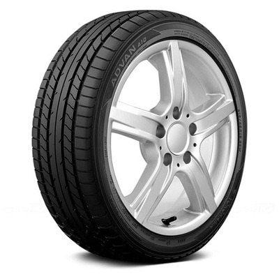 1 PIEZA YOKOHAMA 215/45R18 ADVAN A10 89W FR MITSUBISHI  