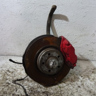 Mercedes cls c219 3.5 v6 поворотный кулак левая фото №1