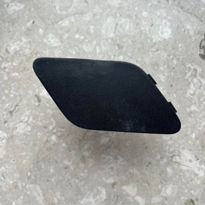 Оригінальна заглушка фаркоп буксирувальний задня peugeot 5008 ii 9814638777 фото №1