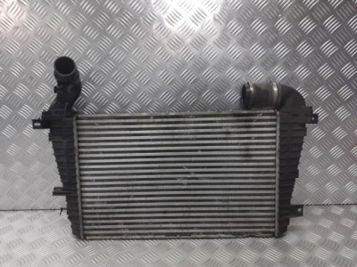 Интеркулер opel astra h 1.9 cdti 13152323 фото №1