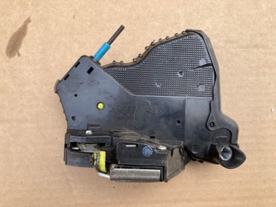 Suzuki grand vitara ii 12r замок дверь левый перед фото №1