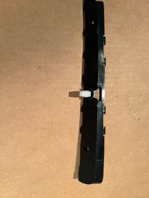 Hyundai h1 напрямна бампера задня правий 86616-4h000 фото №1