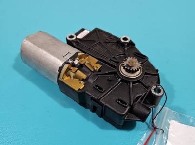 Моторчик ролета citroen ds5 11-15 фото №1