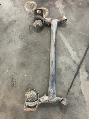 Hyundai i10 балка задняя подвеска фото №1