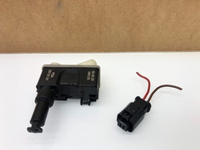 Berlingo partner iv proace combo e rifter привод крышка заливной топлива фото №1