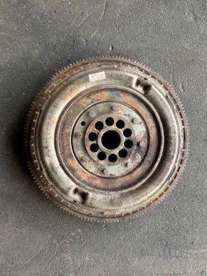 Колесо двухмассовый porsche panamera 970 4.8 cwb lift фото №1