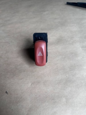 Кнопка выключатель света awaryjych opel agila a фото №1