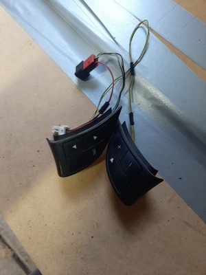 Fiat grande punto brawo ii alfa romeo кнопки керма перемикачі фото №1