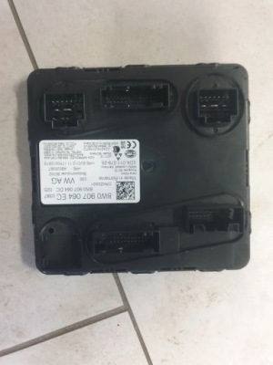 Модуль комфорта audi a4 b9 a5 8w0907064ec online фото №1