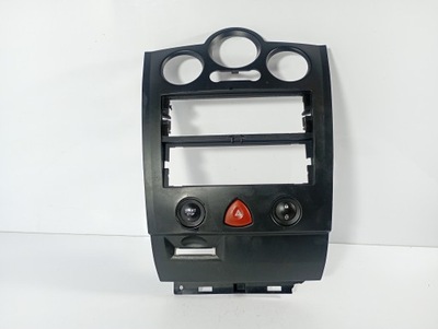 Megane ii 2 02-09 рамка корпус радио оригинальный номер 8200178435 фото №1