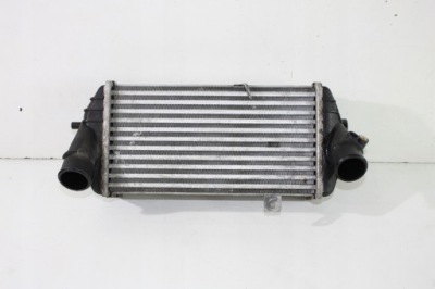 Интеркулер радиатор kia rio iv 1.6 crdi фото №1