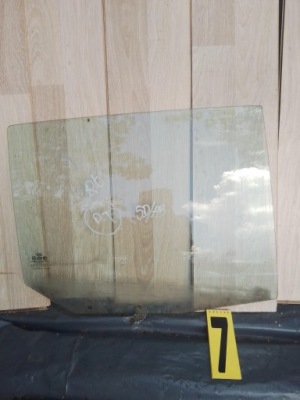 Скло бічна права задня правий задня kia rio фото №1