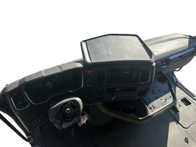Консоль панель приладів приладова панель полиця scania s r ntg next generation фото №1