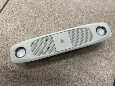 Tesla y лампа салона перед аварийная 1638021-00-d фото №1