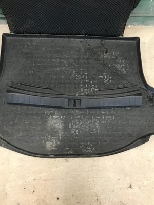 Пластик na pas задний rav 4 v фото №1