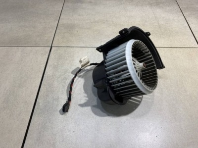 Вентилятор воздуходувка audi q7 4l 3.0 tdi 4l1820021b фото №1