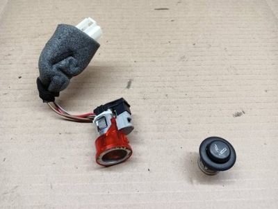 Роз'єм прикурювача прикурювач audi a4 b8 фото №1