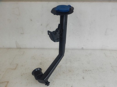 Mercedes e w213 заливна горловина бачок омивача фото №1