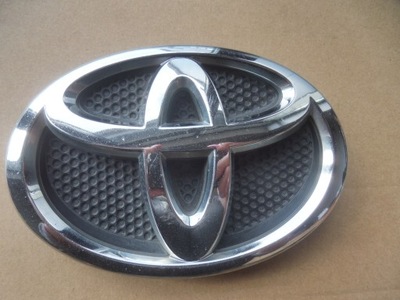 INSIGNIA EMBLEMA TOYOTA AVENSIS T25  