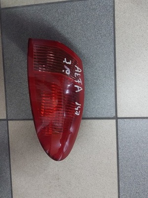Alfa 147 лампа задняя правая правый задняя фото №1
