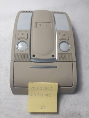 Audi a6 c6 лампа потолочный кабины 4f0951177 фото №1