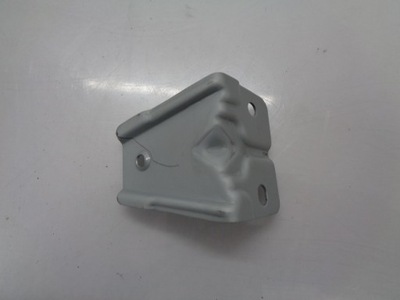 Hyundai i10 кронштейн оббивка двері фото №1