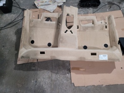 Bmw 5 f10 f11 обшивка напольная venetobeige задняя фото №1