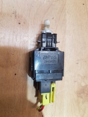 Датчик света стоп педали тормоза volvo 850 фото №1