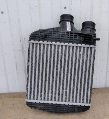 Интеркулер правый maserati quattroporte sq4 2017- фото №1