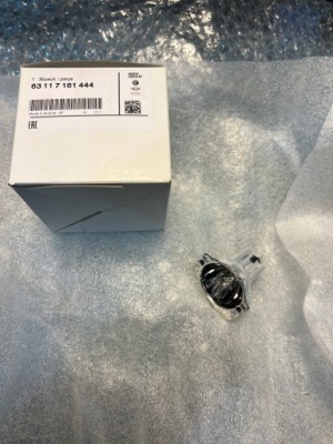 Bmw e90 e91 лампочка цоколь кольцо oem 63117161444 фото №1