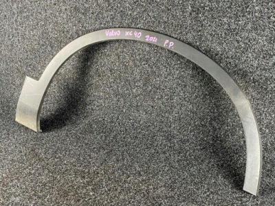 Volvo xc40 ii молдинг крыла правая перед 31448349 фото №1