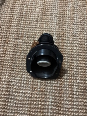 A2056200012 заливна горловина aston martin dbx mercedes фото №1