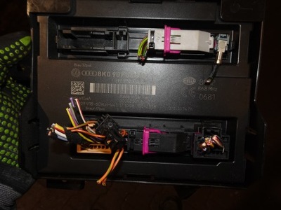 Audi a4 b8 модуль комфорту 8k0907064m фото №1