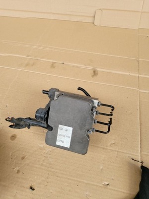 Насос abs esp mercedes w212 a2124310000 фото №1